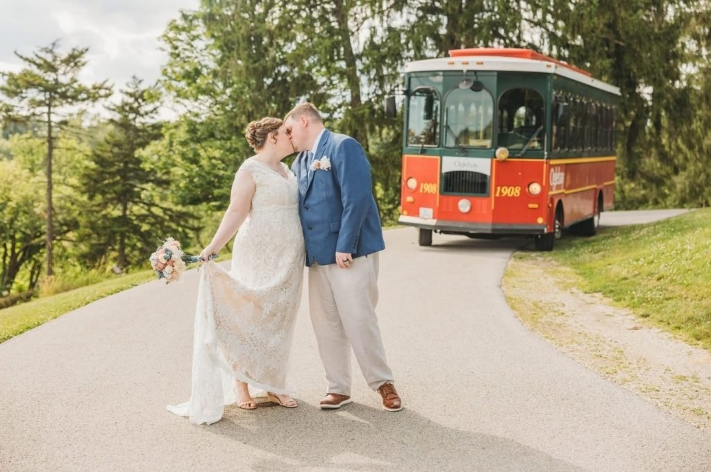 Kibble Wedding, Oglebay Overlook
